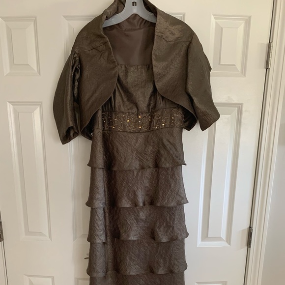 Mother of the Bride Dress w/light jacket - Picture 1 of 6